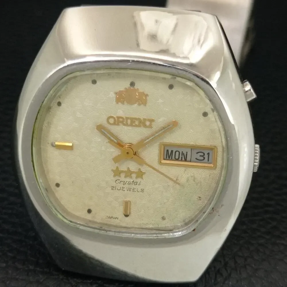 Vintage 1981 Orient Automatic Mens Silver Watch W/daydate & Gold accents